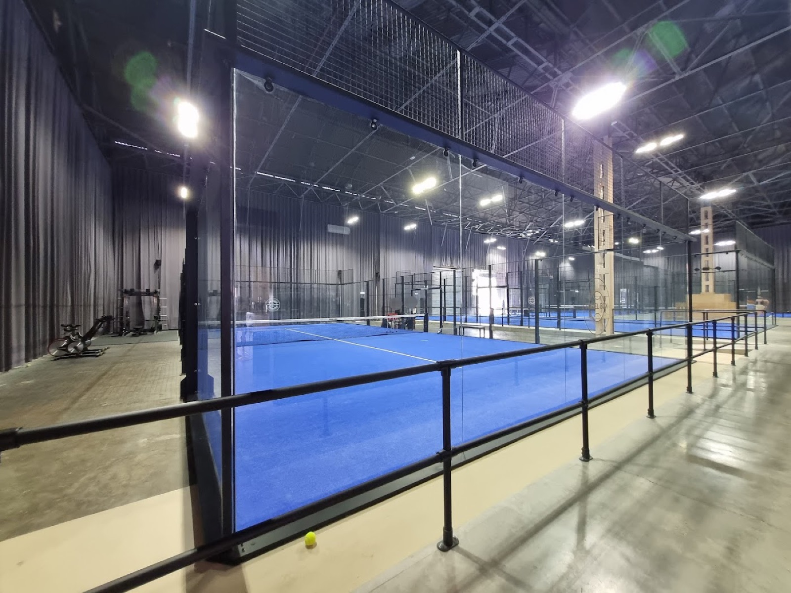 Padel Box Bermondsey, Bermondsey