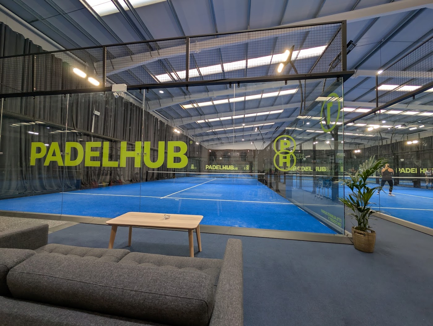 PADELHUB Fleet, Hart