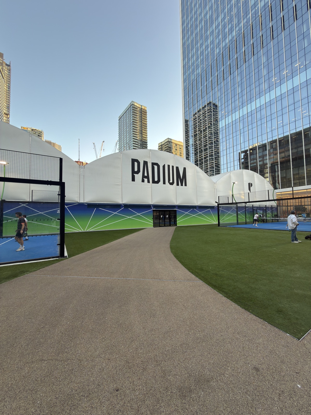Padium Canary Wharf, Canary Wharf