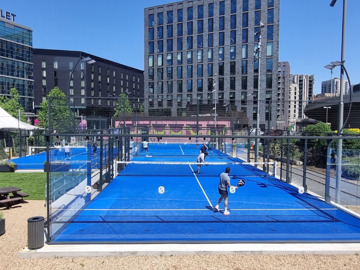 S3 Padel Wembley, Wembley